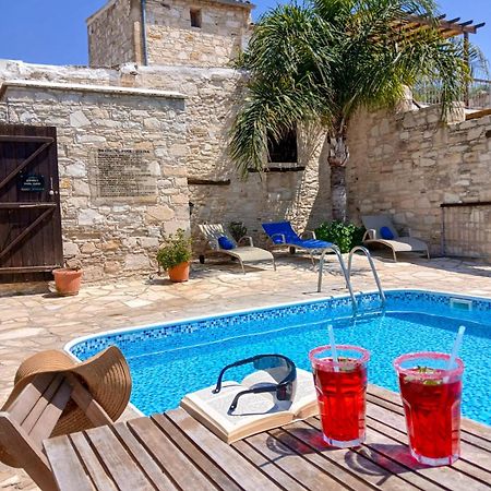 Athena'S Pool Oasis Leilighet Skarinou Eksteriør bilde