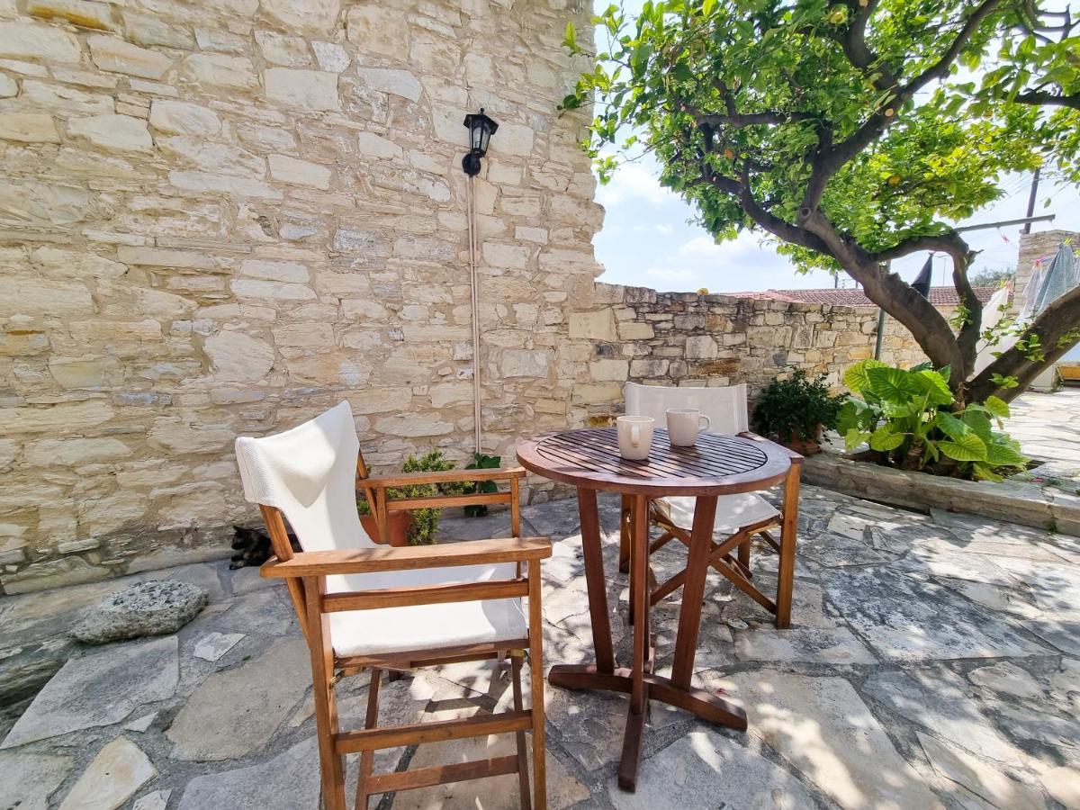 Athena'S Pool Oasis Leilighet Skarinou Eksteriør bilde