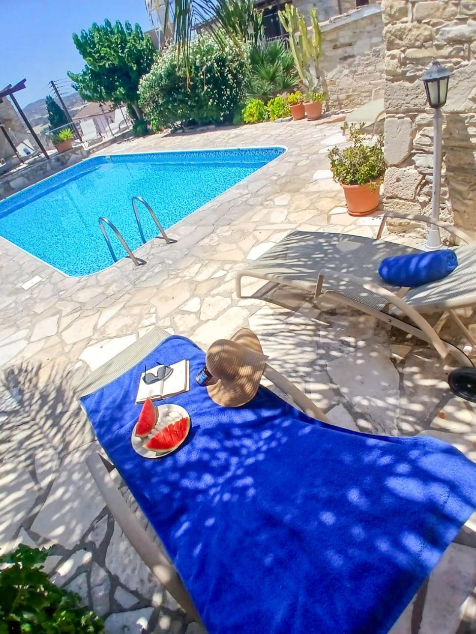 Athena'S Pool Oasis Leilighet Skarinou Eksteriør bilde